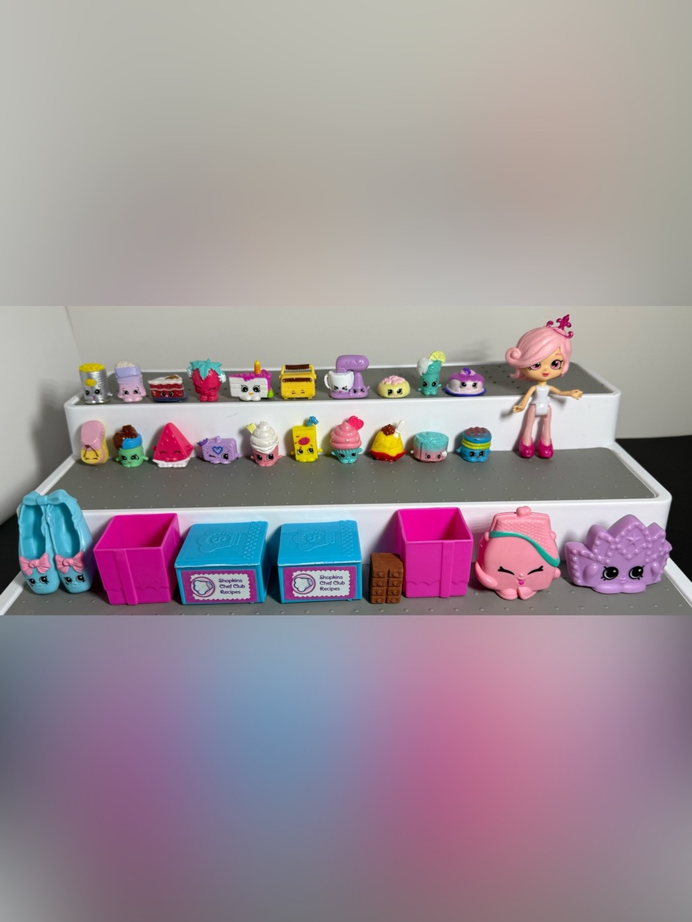 Shopkins Chef Club Season 6 Bundle & Happy Places Lil' Shoppie Doll Chandelia